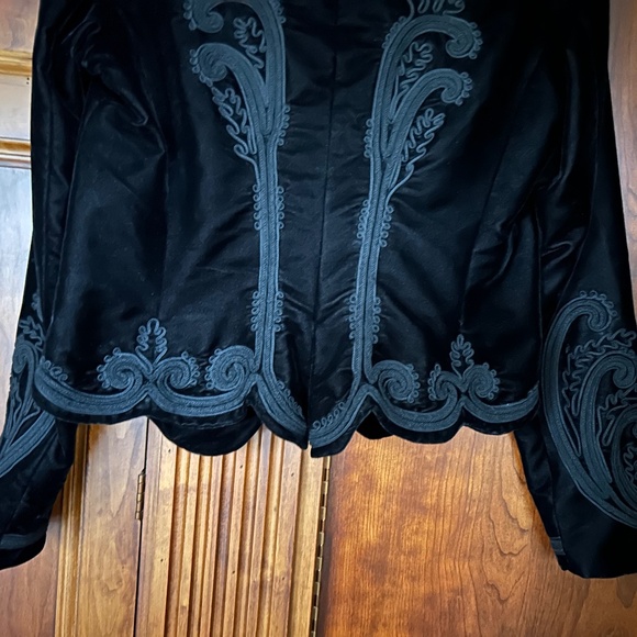 Ralph Lauren Black Label Black Velvet Embroidered Blazer, Size 10 - Picture 12 of 16